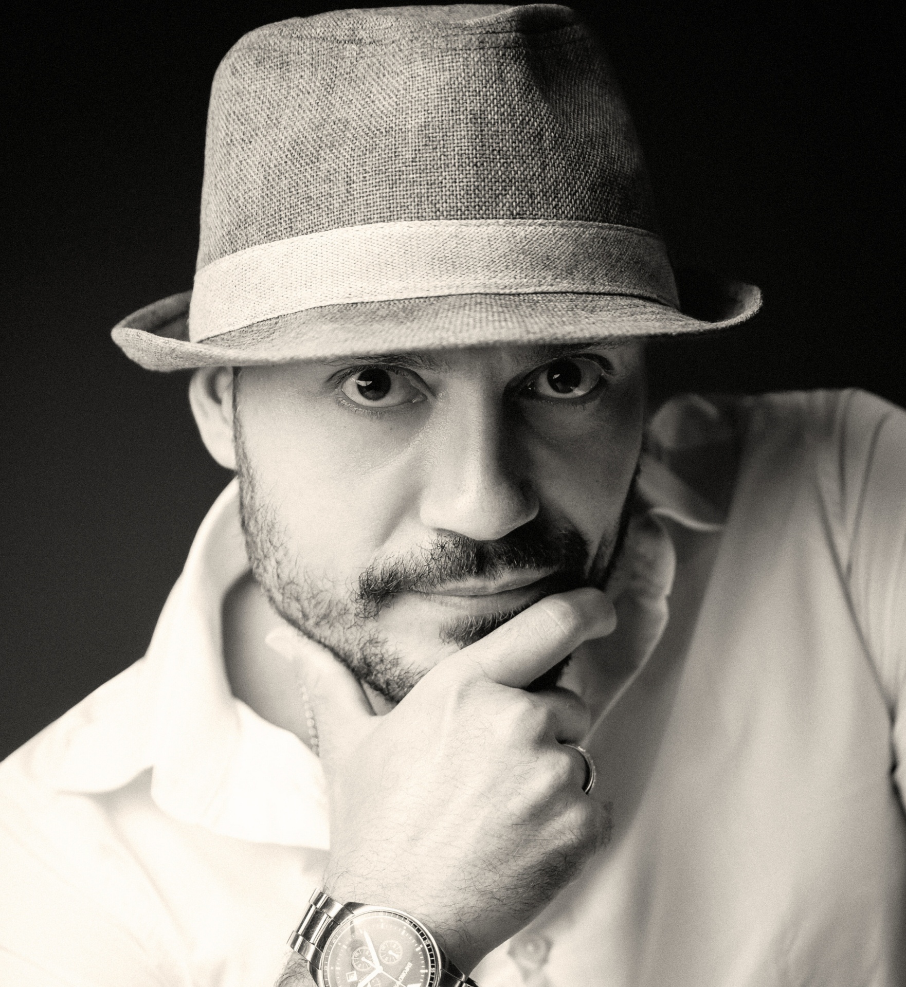 Alfredo Maffei — Arte como Presença, Identidade e Legado